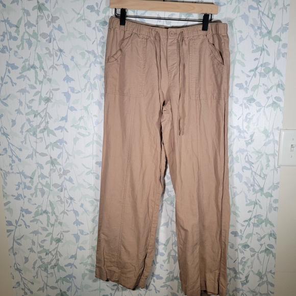 New York & Company Pants - New York & Company Women's Beige Ankle Pants